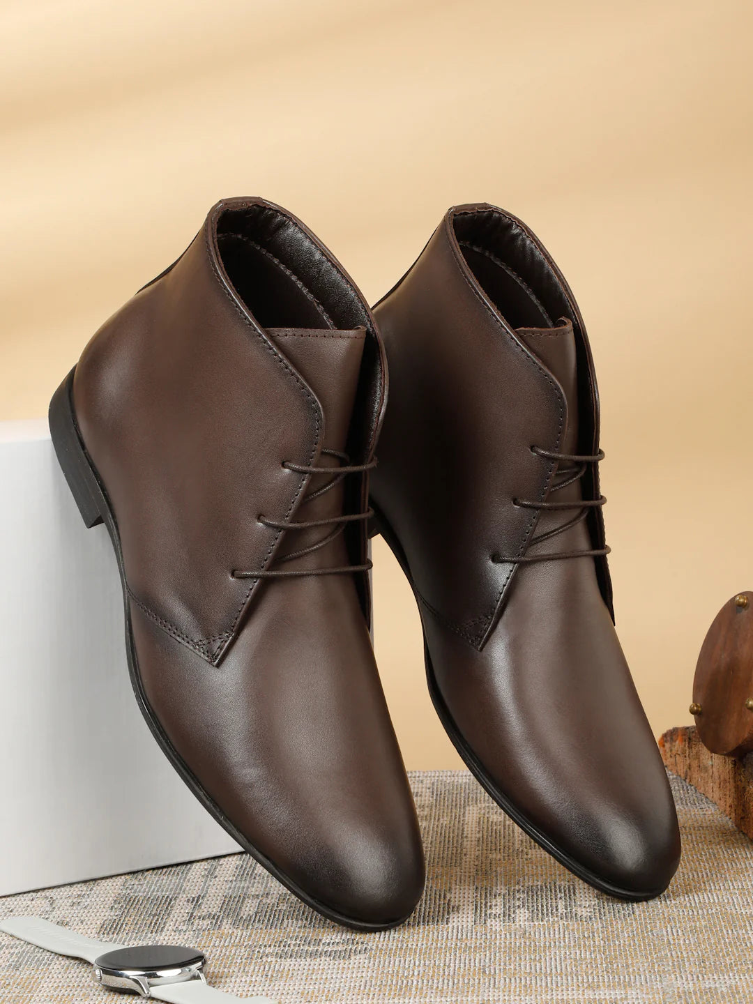 Teakwoodleathers Men's Brown Solid Leather Lace-up Chukka Boots